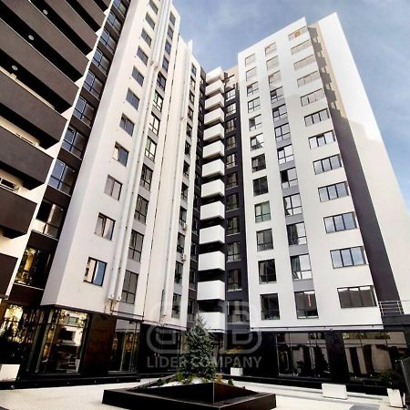 צ'יסינאו Minimalist Style Apartment With Best Location מראה חיצוני תמונה